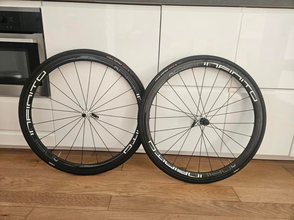 Infinito carbon wielset. Campagnolo body, Wiel, Ophalen of Verzenden, Zo goed als nieuw, Racefiets