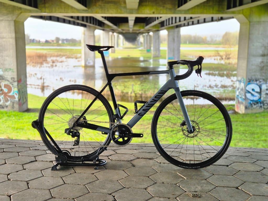 Canyon Ultimate CF SL//Carbon//Sram Rival AXS//DT-Swiss// L, Fietsen en Brommers, Fietsen | Racefietsen, 28 inch, Canyon, Carbon