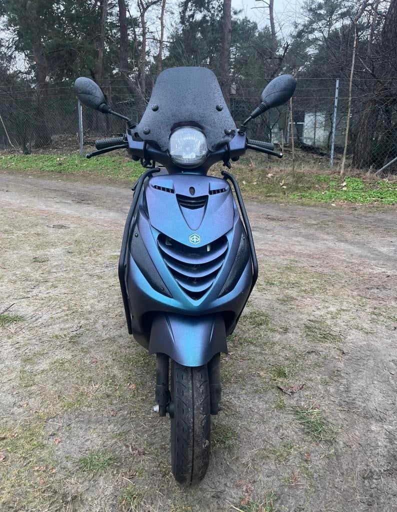 Piaggio Zip 50cc 4-takt uit 2022 - Incl. helm, Ophalen, Gebruikt, Maximaal 45 km/u, Zip