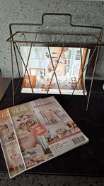 Vintage kranten/ bladenrek met 6 woonbladen, Ophalen