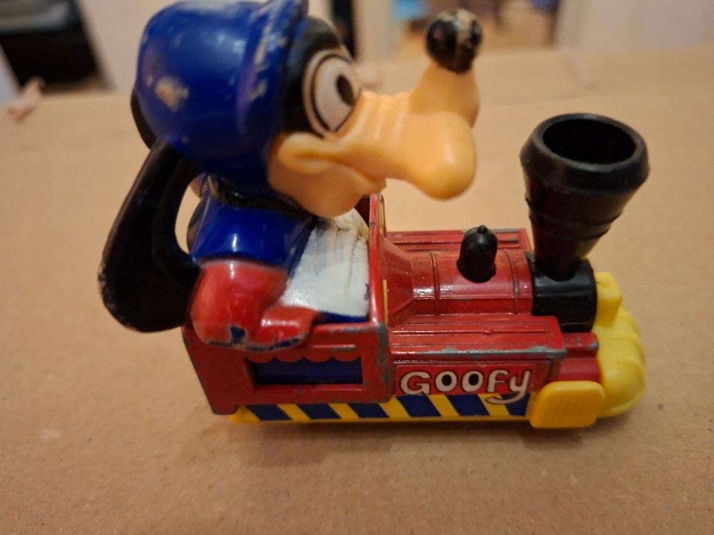 matchbox disney Goofy's trein, Ophalen of Verzenden, Goofy of Pluto, Gebruikt, Beeldje of Figuurtje