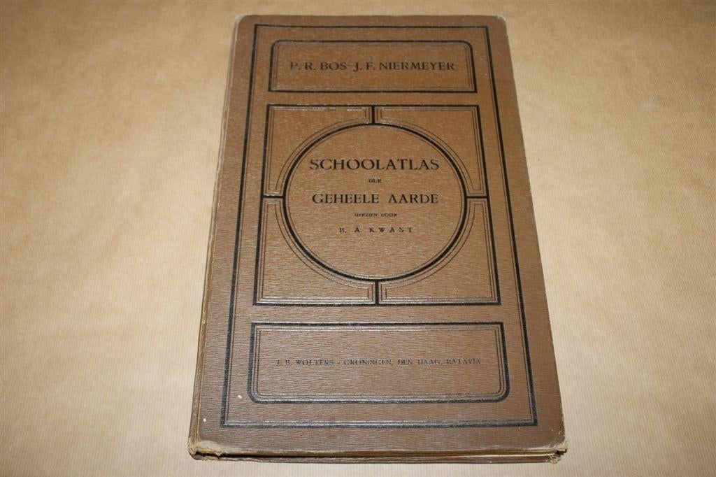 Schoolatlas der Geheele Aarde - Bos-Niemeyer 1932, Boeken, Atlassen en Landkaarten, Gelezen, Ophalen of Verzenden, Landkaart, 1800 tot 2000