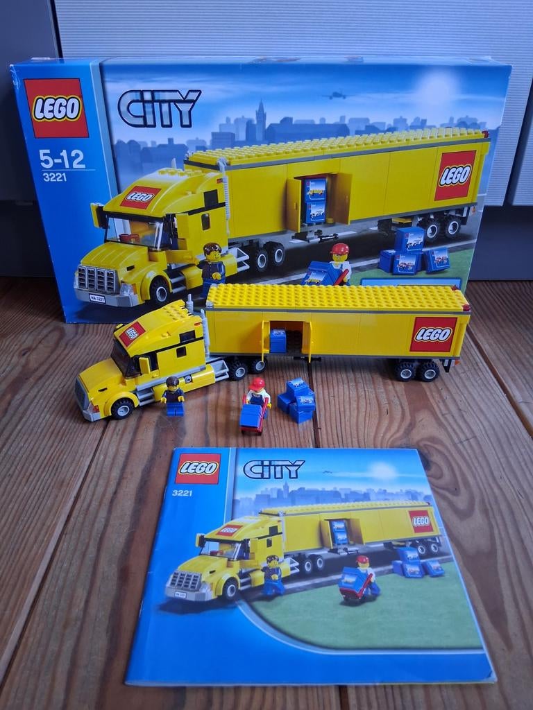 Lego city grote gele vrachtwagen 3221 compleet met doos boek, Kinderen en Baby's, Speelgoed | Duplo en Lego, Ophalen of Verzenden