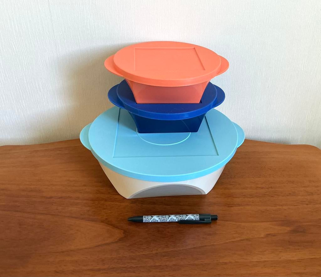 Tupperware 3 Atlantis Schalen 1 x 2.5 liter /2 x 600 ml., Huis en Inrichting, Keuken | Tupperware, Schaal, Ophalen of Verzenden