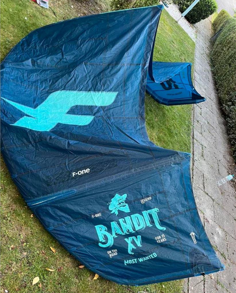 F-One Bandit XV 2022 10m, Watersport en Boten, Kitesurfen, Geen board, Ophalen of Verzenden, Zo goed als nieuw, 10 m²