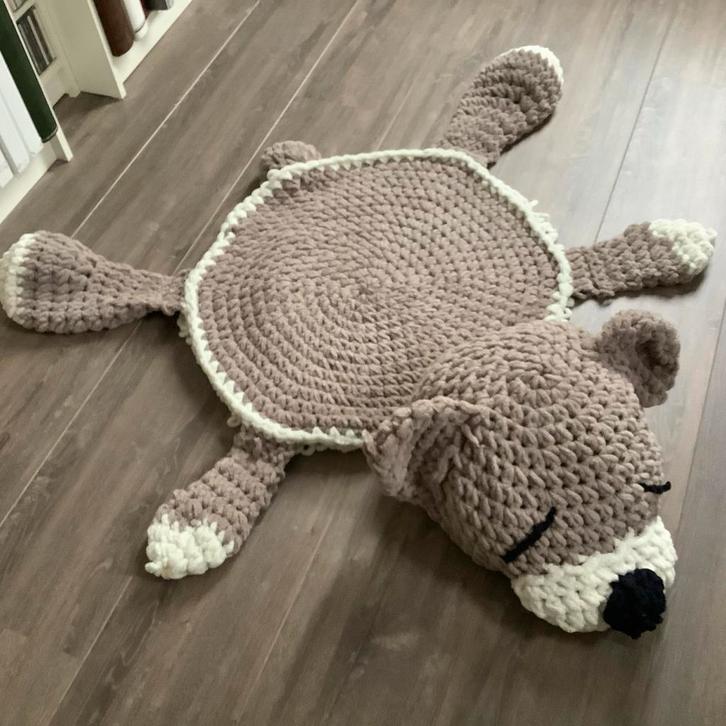 Schattig gehaakt berenkleed voor kinderkamer, Kinderen en Baby's, Kinderkamer | Inrichting en Decoratie, Zo goed als nieuw, Ophalen of Verzenden