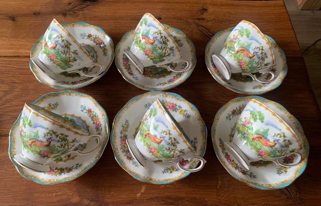 Royal Albert, Verzamelen, Porselein, Kristal en Bestek, Ophalen of Verzenden, Zo goed als nieuw