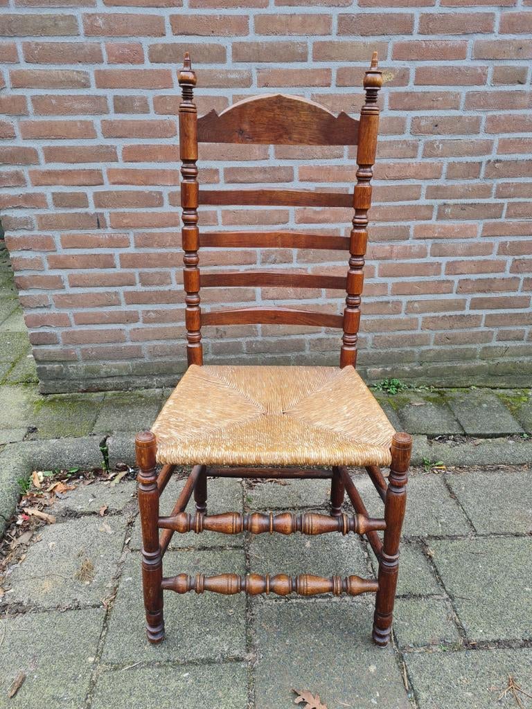 Kasteel stoel, Ophalen