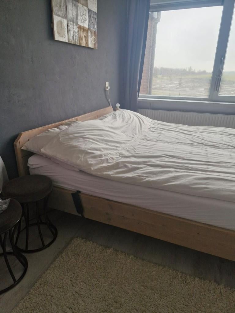 Steigerhouten bed 180x200 incl 2 matrassen, Ophalen, Verstelbaar, Beige, Steigerhout