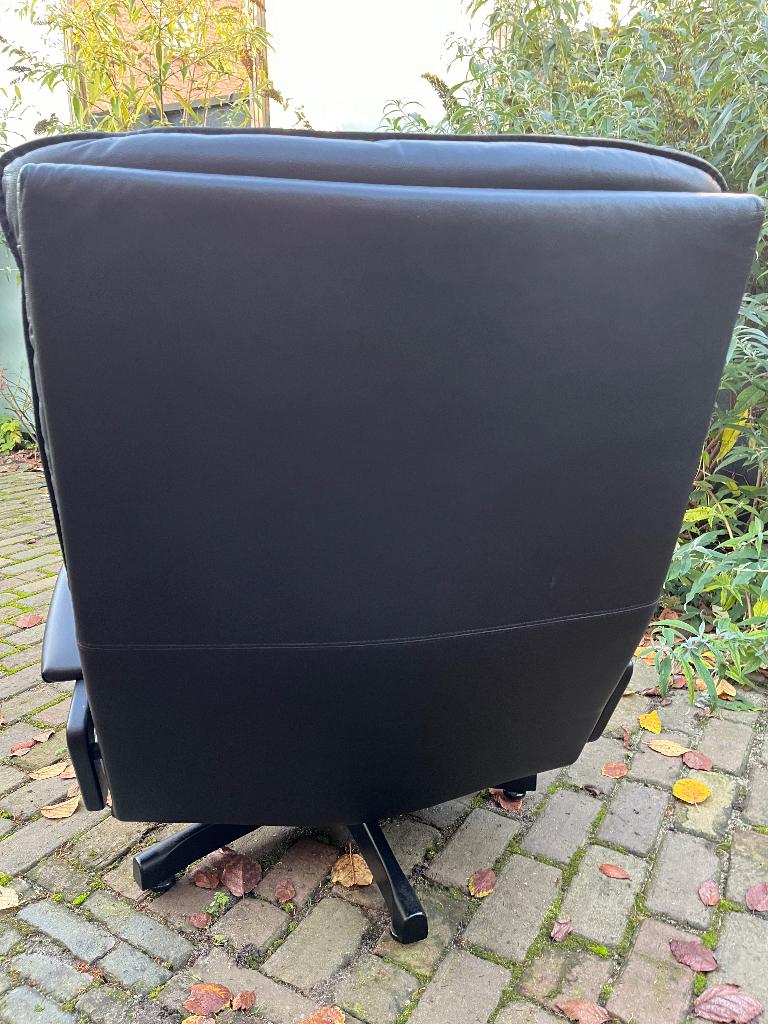 King Chair WK Möbler zwart leer zgan, Huis en Inrichting, Fauteuils, Ophalen, Vintage Loungen Mancave, 75 tot 100 cm, Leer