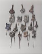 Verzameling Valkenburg speldjes Wilhelmina Toren Ruïne, Gebruikt, Niet vindbaar, Niet vindbaar, Speldje of Pin