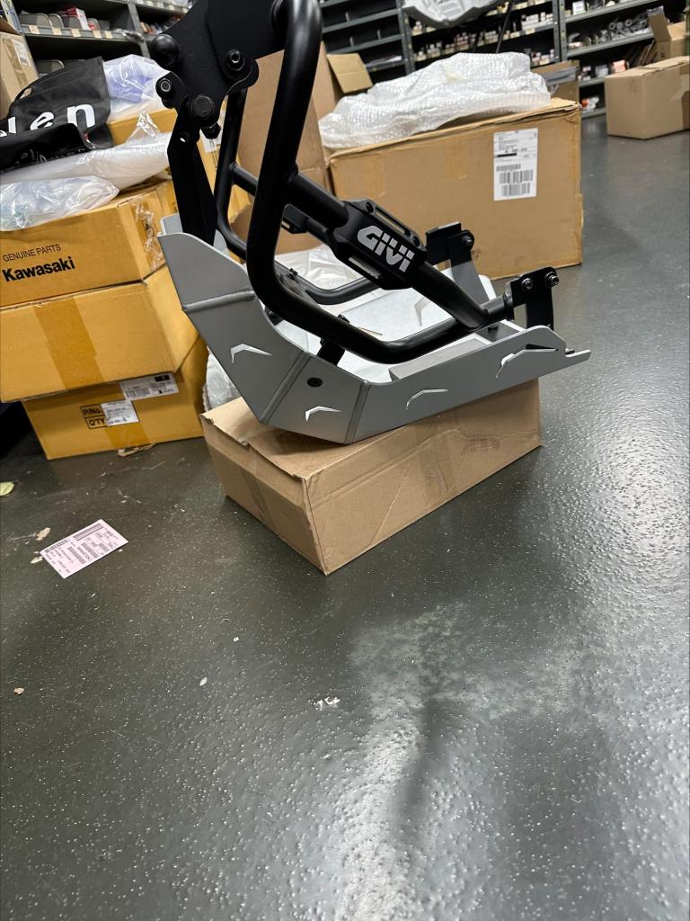 Givi skid plate honda 750 transalp, GIVI Deutschland GmbH, Office@givi-deutschland.de, Nieuw, Ernst-Sachs Strasse, 26 90441 Nuernberg