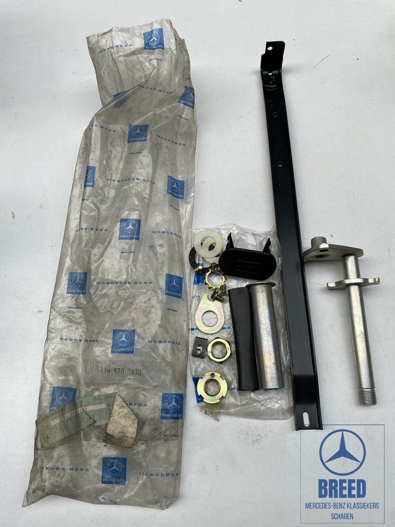 NOS montageset middenarmsteun voor Mercedes-Benz W116, Auto-onderdelen, Interieur en Bekleding, -, Nieuw, Ophalen of Verzenden