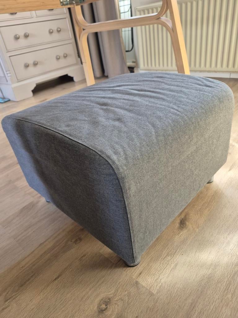 Klippan voetenbank ikea, Huis en Inrichting, Ophalen of Verzenden, Zo goed als nieuw, Rechthoekig, 125 cm of meer