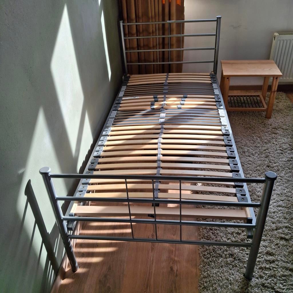 Ledikant 90 x 200 met lattenbodem, 90 cm, Eenpersoons, Wit, Ophalen of Verzenden