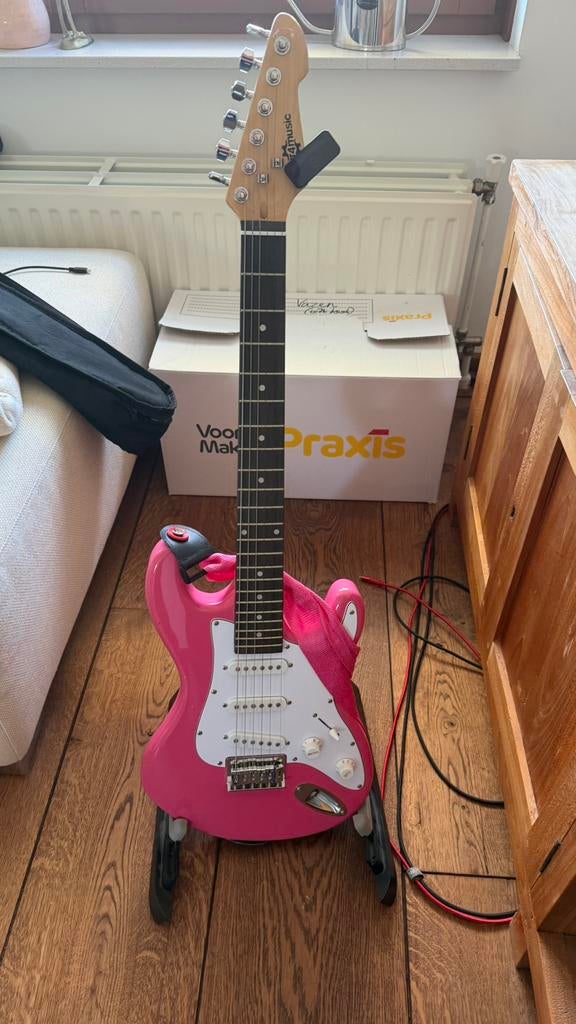 Elektrische gitaar voor kinderen, Gebruikt, Met versterker, Solid body, Ophalen