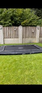 BergTrampoline InGround Airflow Pro 330 x 220, Kinderen en Baby's, Speelgoed | Buiten | Trampolines, Ophalen, Gebruikt