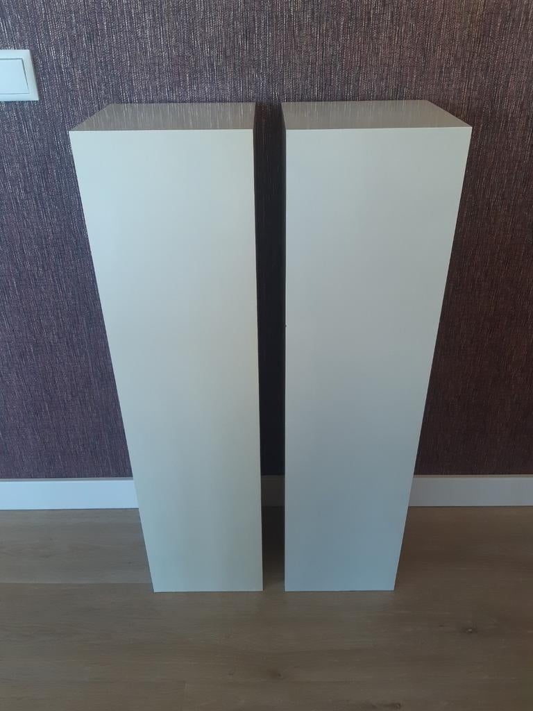 2 mooie zuilen van MDF ., Ophalen, Zo goed als nieuw