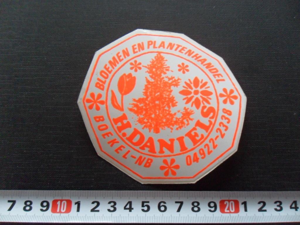 sticker Boekel NB  H. DANIELS Bloemen en plantenhandel, Verzamelen, Stickers, Ophalen, Zo goed als nieuw