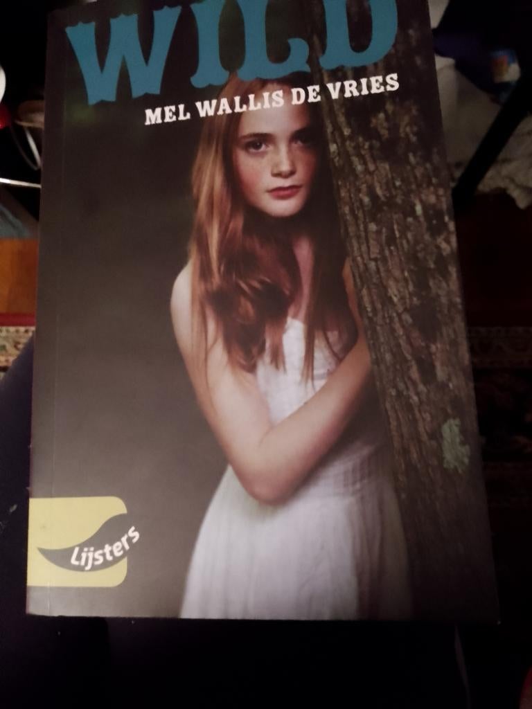 boek   wild jonge lijsters    mel wallis de vries, Ophalen of Verzenden, Zo goed als nieuw