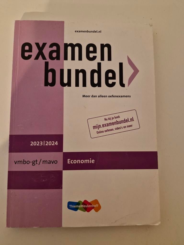 Examenbundel vmbo economie, Boeken, Economie, ThiemeMeulenhoff, Ophalen of Verzenden, Gelezen
