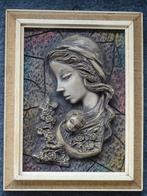 Maria met kind, relieftegel in lijst. Keramiek., Ophalen of Verzenden