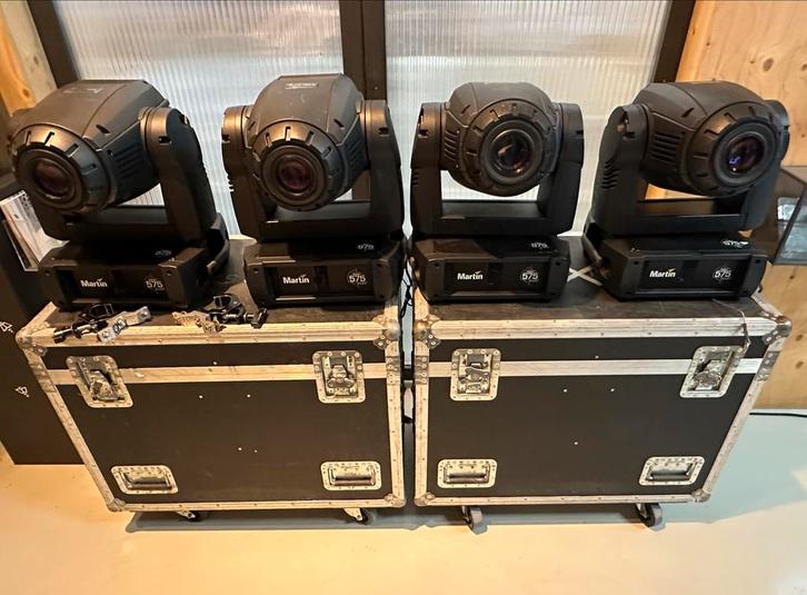 4x Martin Mac 575 Krypton Moving Head met flight case, Muziek en Instrumenten, Licht en Laser, Gebruikt, Licht, Kleur, Ophalen