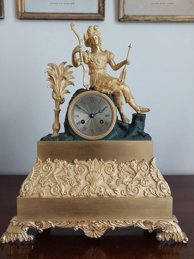 Franse verguld bronzen pendule omstreeks 1830-1840, Ophalen