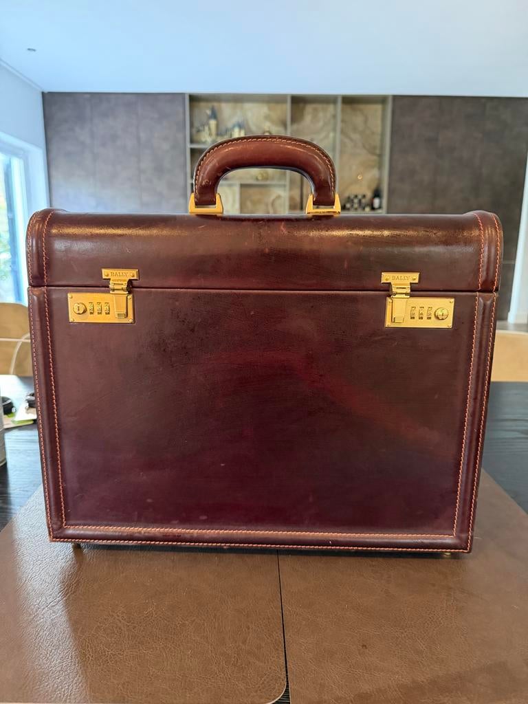 Bally leren attachékoffer / pilotenkoffer – dome top – vinta, 40 tot 60 cm, Gebruikt, 20 tot 30 cm, Bruin
