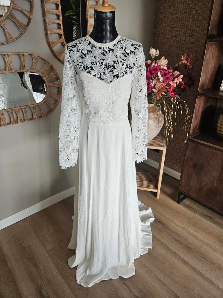 Nieuw prachtige trouwjurk kant lange mouwen bohemian 40, Ophalen of Verzenden, Nieuw, Wit, Trouwjurk