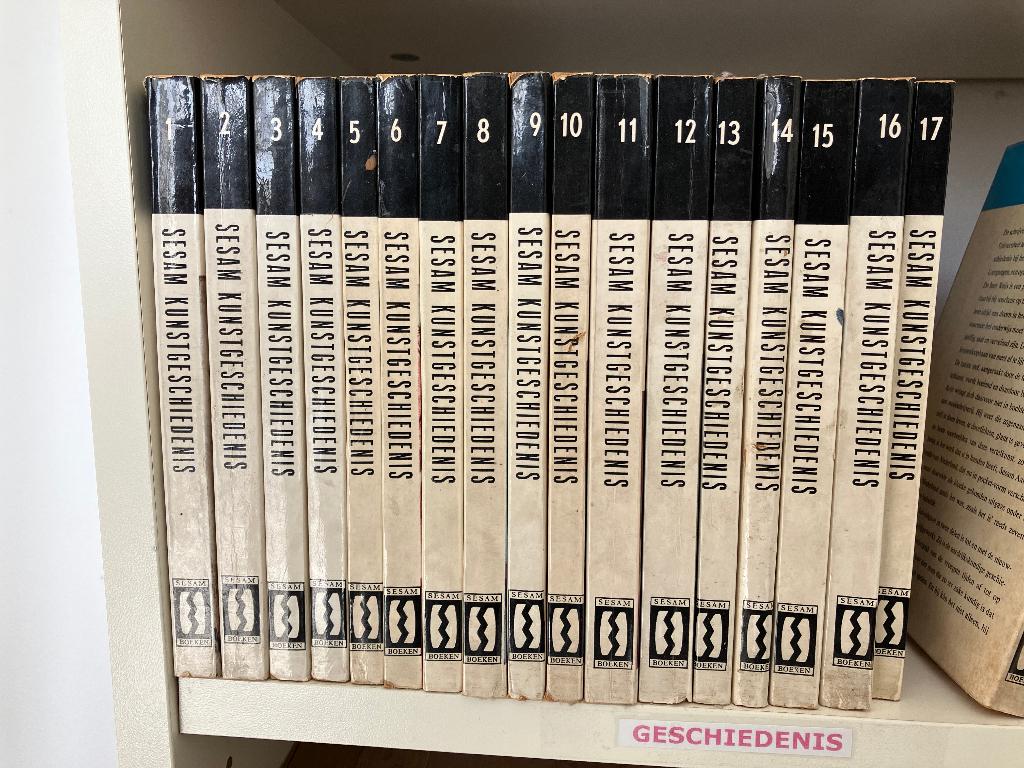 Sesam atlas kunstgeschiedenis, Boeken, Ophalen, Zo goed als nieuw