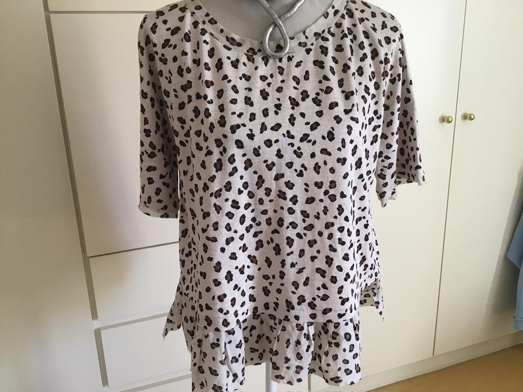 Marccain top, Beige, Maat 42/44 (L), Ophalen of Verzenden, Zo goed als nieuw