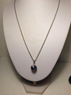 zilveren ketting met zilveren wereld bol, Met hanger, Verzenden, Zo goed als nieuw, Zilver