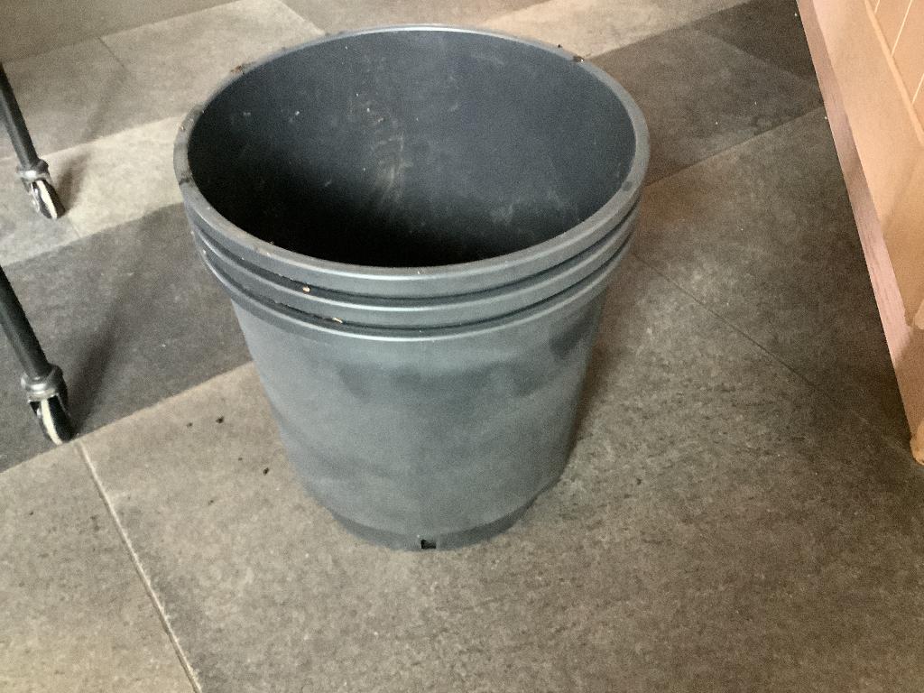 Kweekpot bloempot plastic pot, Ophalen, Kunststof, Rond, Zo goed als nieuw