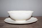 SALE Antieke sauciere /sauskom met parelrandje - Boch, Ophalen of Verzenden