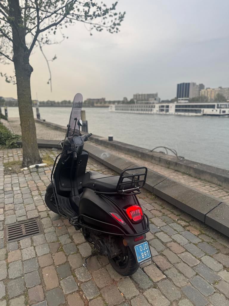 Piaggio Vespa sprint 80cc, Ophalen, Zo goed als nieuw, Overige typen, Vespa