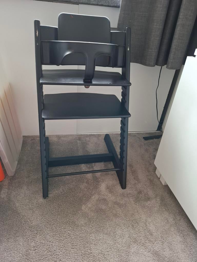 Stokke Tripp Trapp kinderstoel met zitje, Kinderen en Baby's, Kinderstoelen, Gebruikt, Meegroeistoel, Gordel(s), Stoelverkleiner