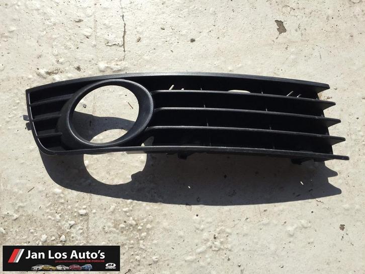 Bumperrooster rechts Audi A4 B6 ('01-'04) 8E0807682A, Auto-onderdelen, Overige Auto-onderdelen, Audi, Gebruikt, Ophalen of Verzenden