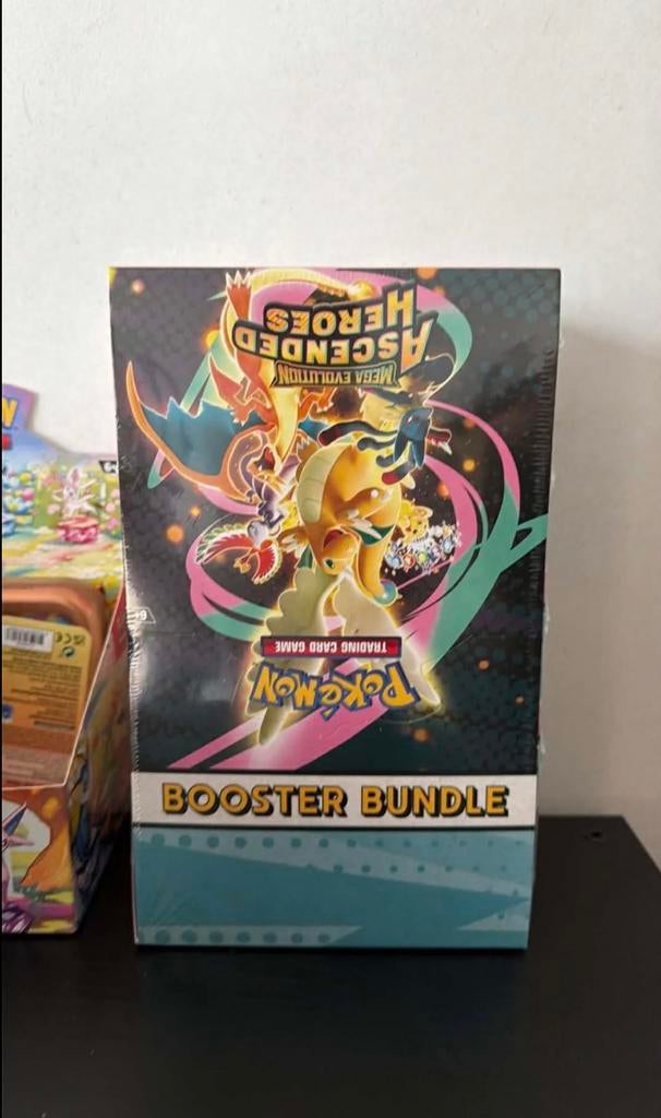 GEZOCHT! Ascended Heroes Booster Bundle Display, Ophalen, Nieuw, Booster, Foil