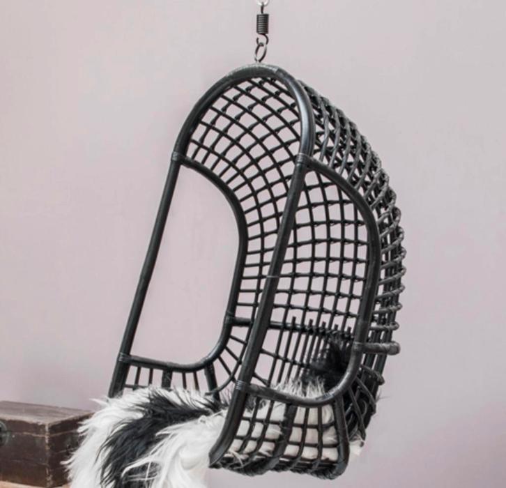 Hk living hangstoel, Huis en Inrichting, Stoelen, Zo goed als nieuw, Ophalen