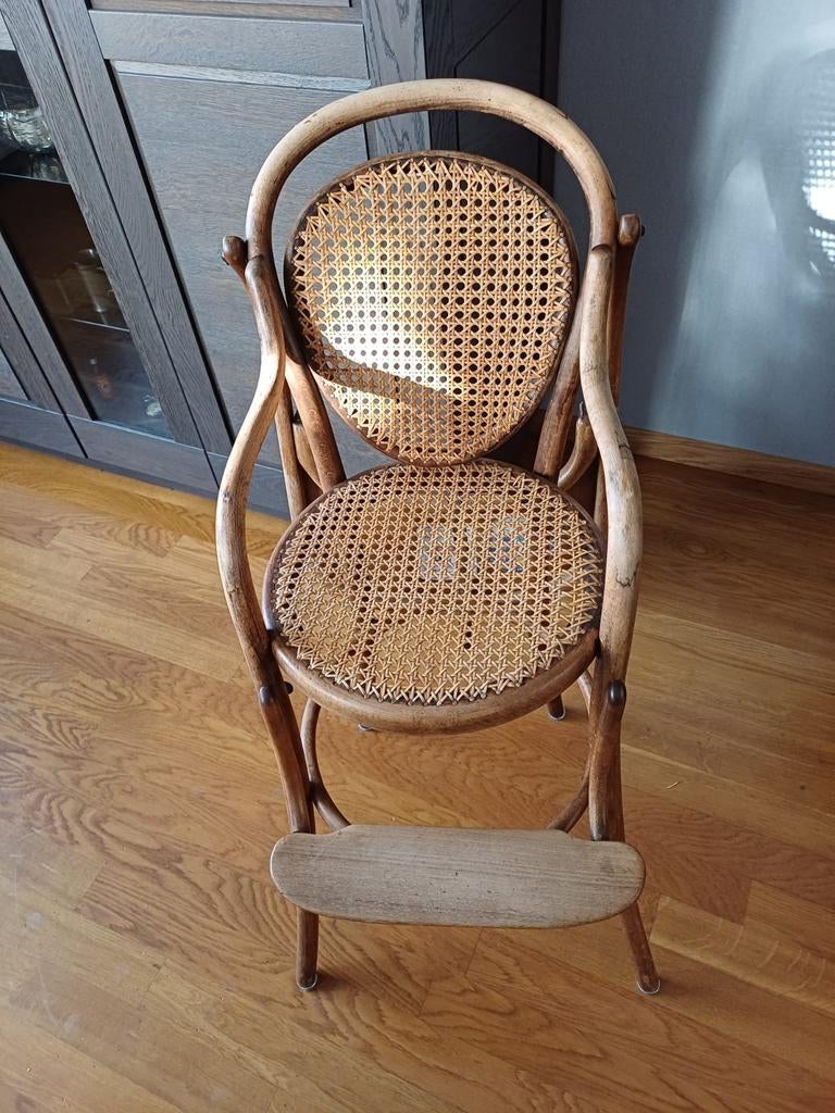 Thonet kinderstoel rotan, Kinderen en Baby's, Ophalen