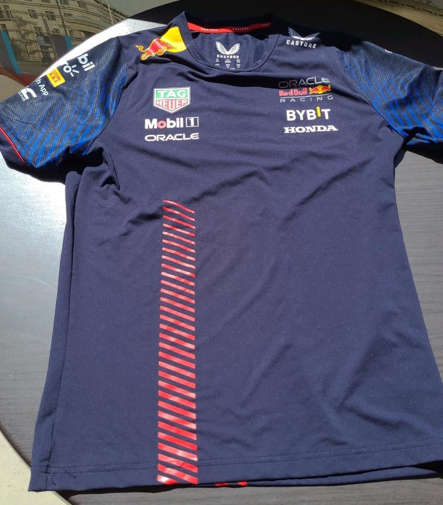 Red Bull Mobil 1 formule  één t-shirt maat 164 cm gekocht in, Ophalen of Verzenden