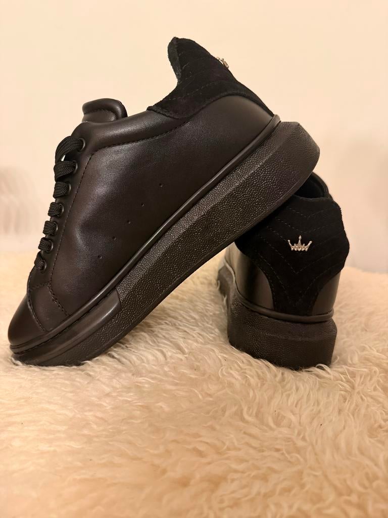 Martin Valen Zwarte Sneakers - Maat 39 - Nieuw, Ophalen of Verzenden, Nieuw, Zwart, Sneakers of Gympen