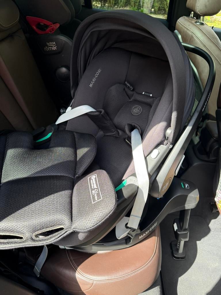 Maxi-Cosi familyfix 360 pro & Pebble360 Pro2 Black autostoel, Kinderen en Baby's, Autostoeltjes, Zo goed als nieuw, Isofix, 0 t/m 13 kg