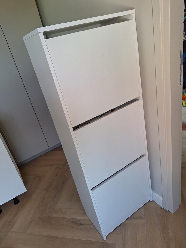 Ikea BISSA schoenenkast wit met 3 vakken, Ophalen, Gebruikt, Modern, functioneel