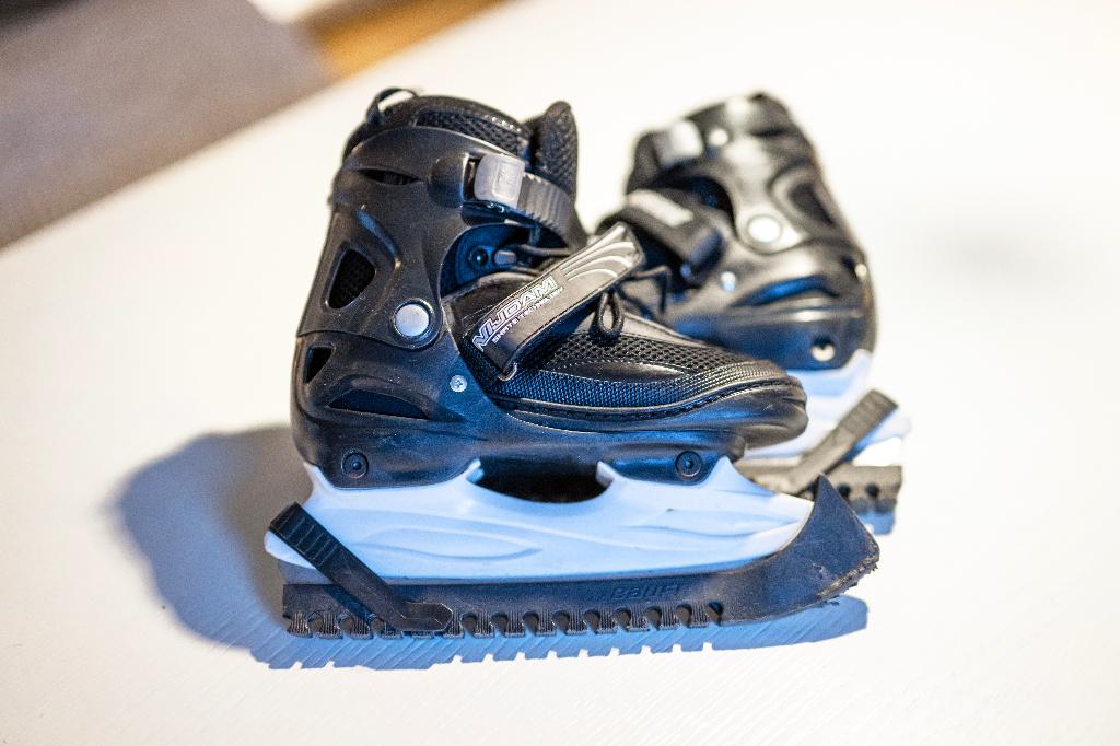 Nijdam verstelbare kinderschaatsen, Sport en Fitness, Schaatsen, Ophalen of Verzenden, Gebruikt, IJshockeyschaatsen, Nijdam