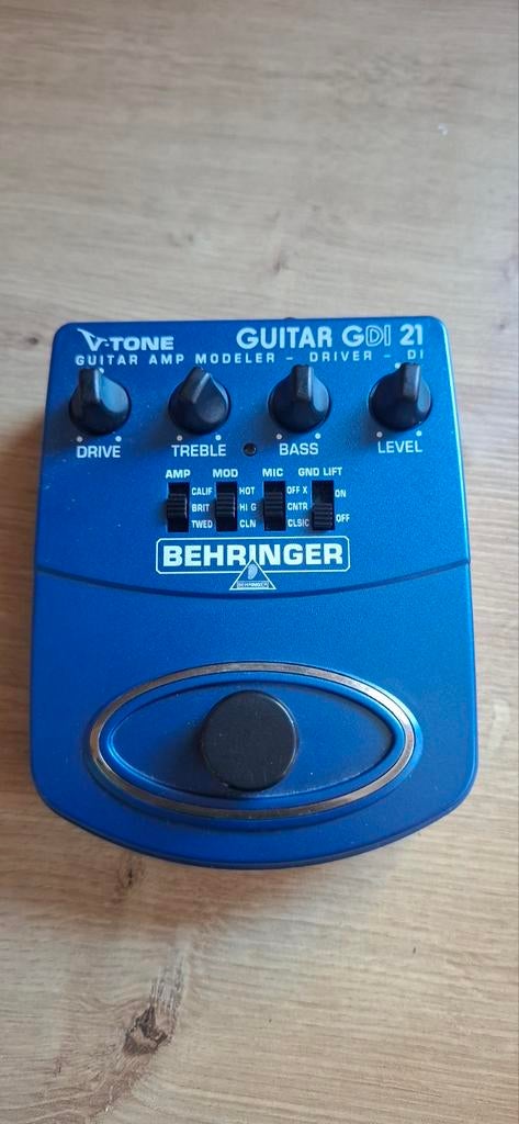 Behringer amp modeler, Muziek en Instrumenten, Ophalen of Verzenden