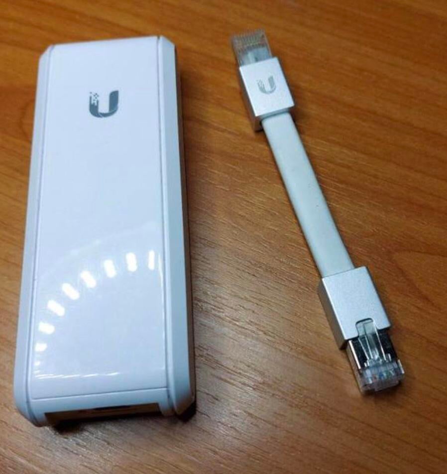 Ubiquiti Unifi Cloudkey incl netwerk cable en SD card, Computers en Software, Routers en Modems, Zo goed als nieuw, Ophalen of Verzenden