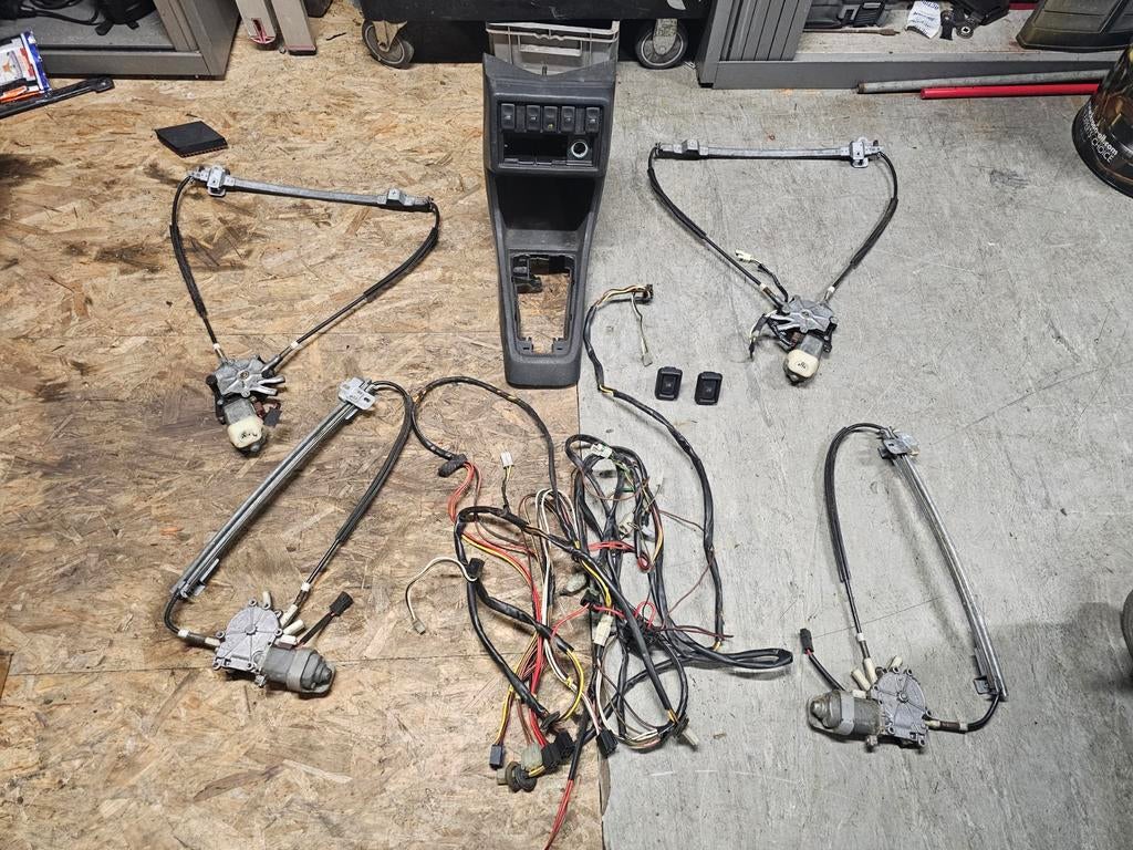 Elektrische ramen set vw golf mk2 jetta mk2  4 deurs, Auto-onderdelen, Ophalen of Verzenden, Gebruikt, Volkswagen