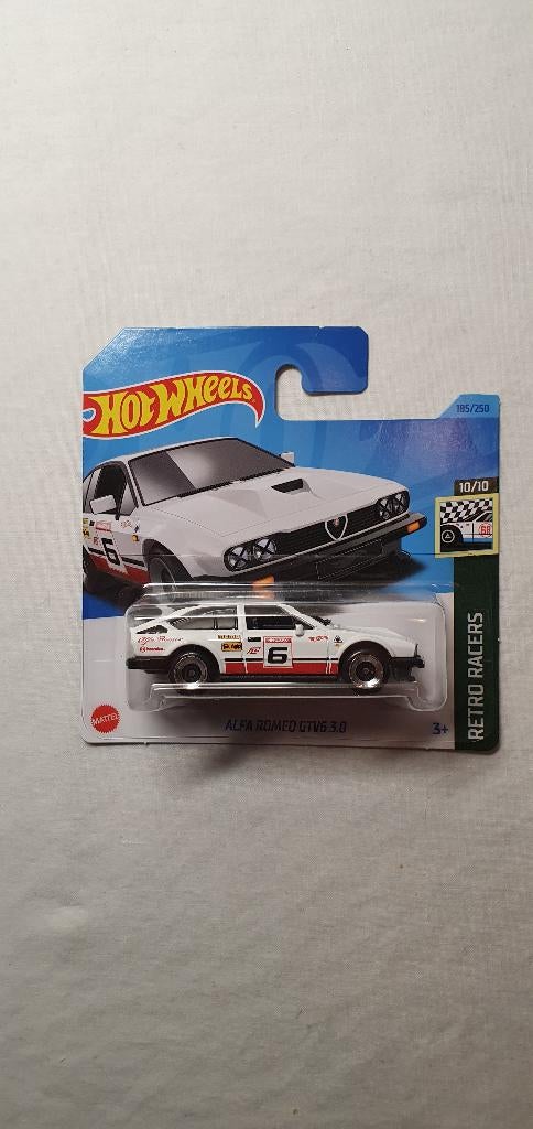 Hot wheels Alfa Romeo GTV6 3.0 wit, Hobby en Vrije tijd, Modelauto's | Overige schalen, Ophalen of Verzenden, Nieuw, Auto